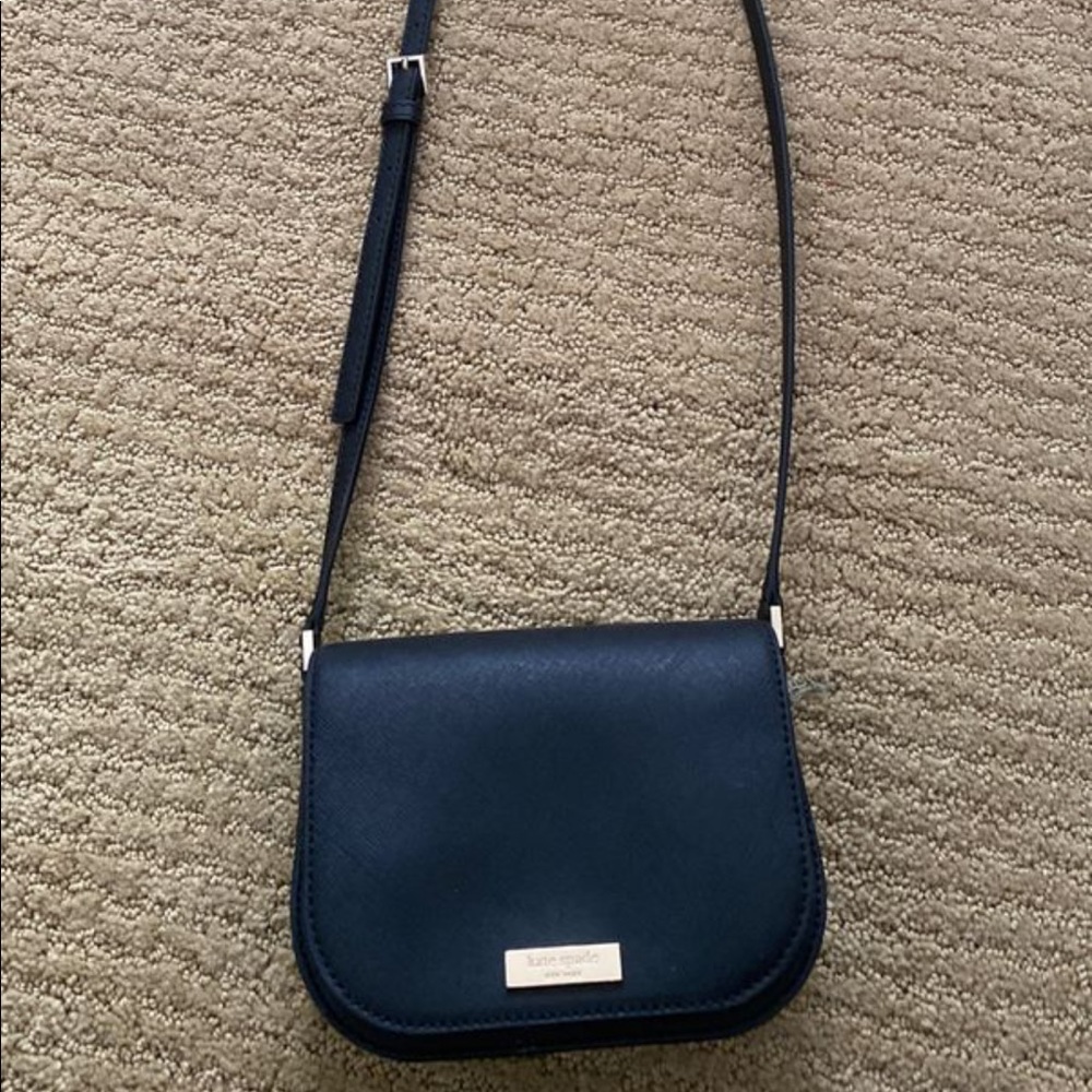 AUTHENTIC Kate Spade Small Crossbody
